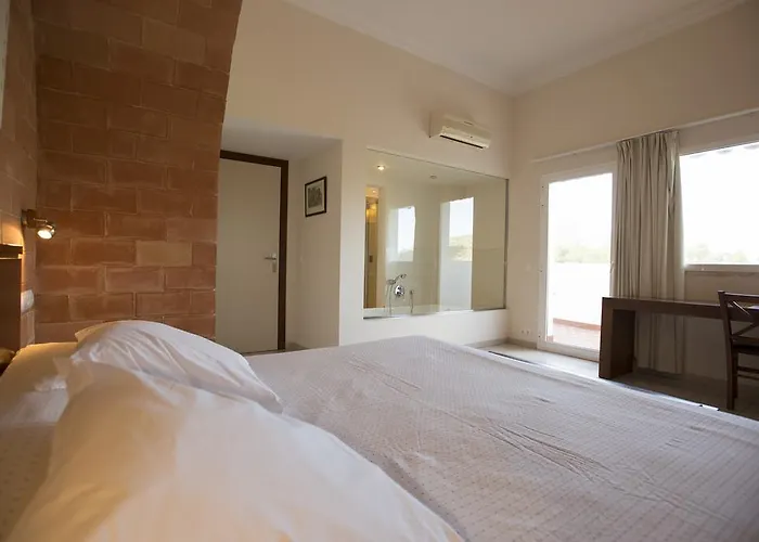 فندق Cal Naudi 4*