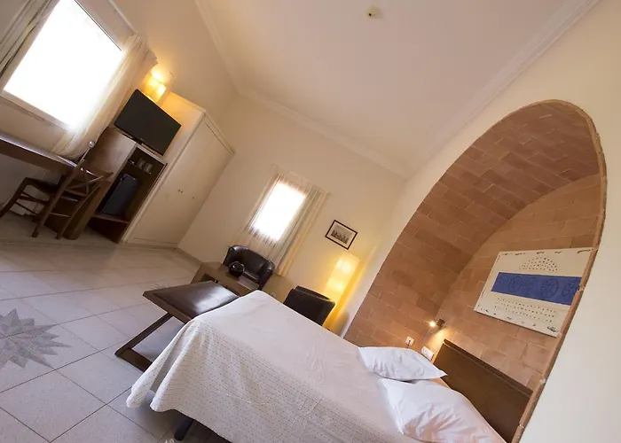 فندق Cal Naudi 4*